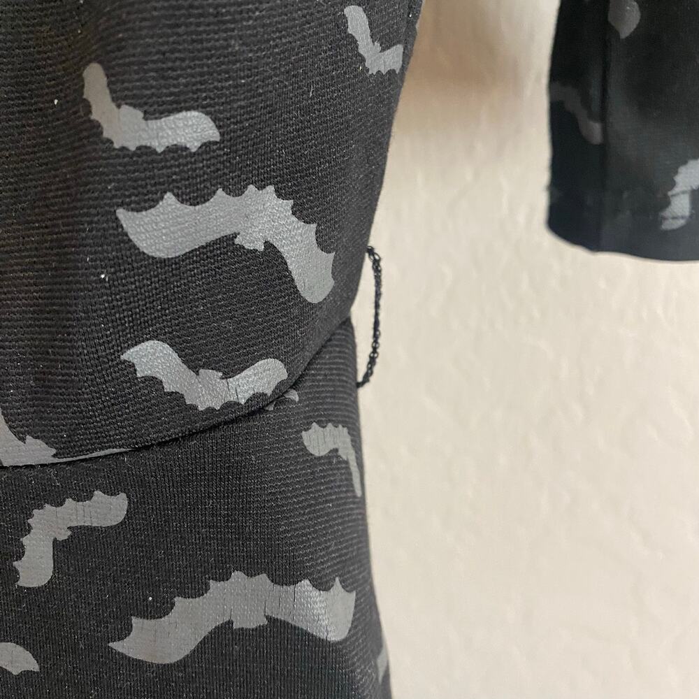 Unique Vintage Stephanie Bat Dress Fit and Flare Womens Sz Medium Goth Halloween - Picture 3 of 5